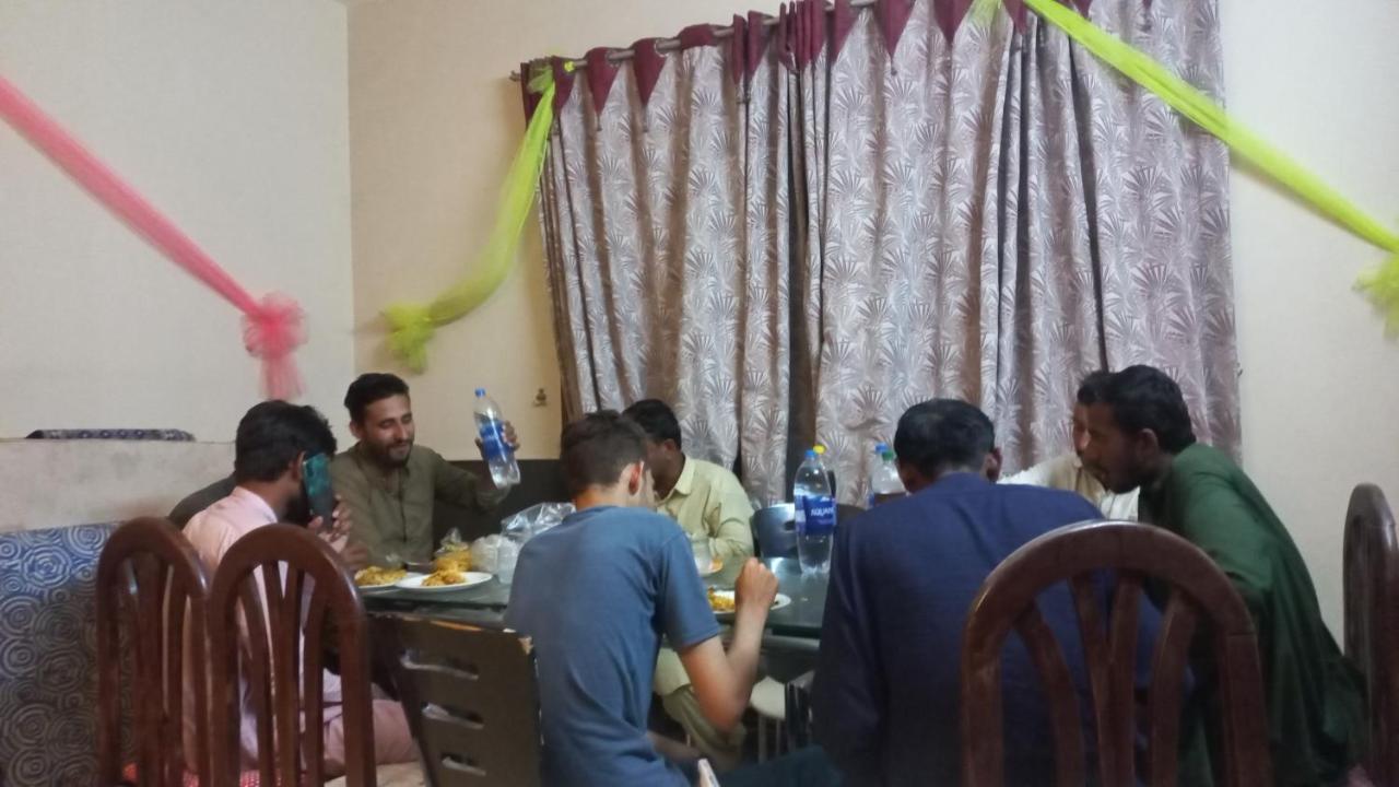 ホテル Al Rehman Guest Hous ハイデラバード エクステリア 写真